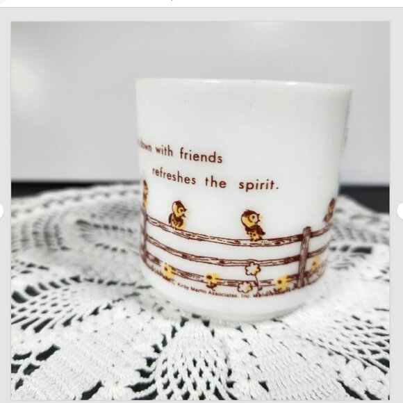 Holly Hobby Daisy Mug Vintage 1970s Milk Glass Holly Hobby Friends Kirby Martin - Picture 2 of 9